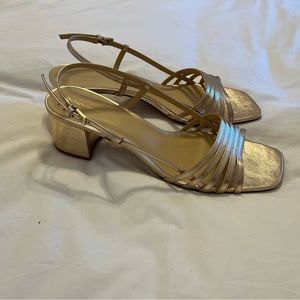 New in Box Reformation Eleonora Sandals Gold 9.5